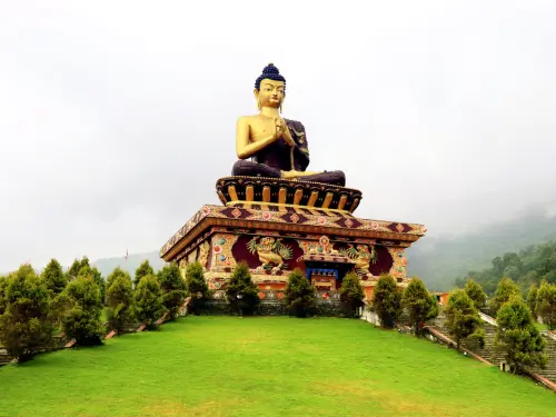 GANGTOK PELLING DARJEELI...